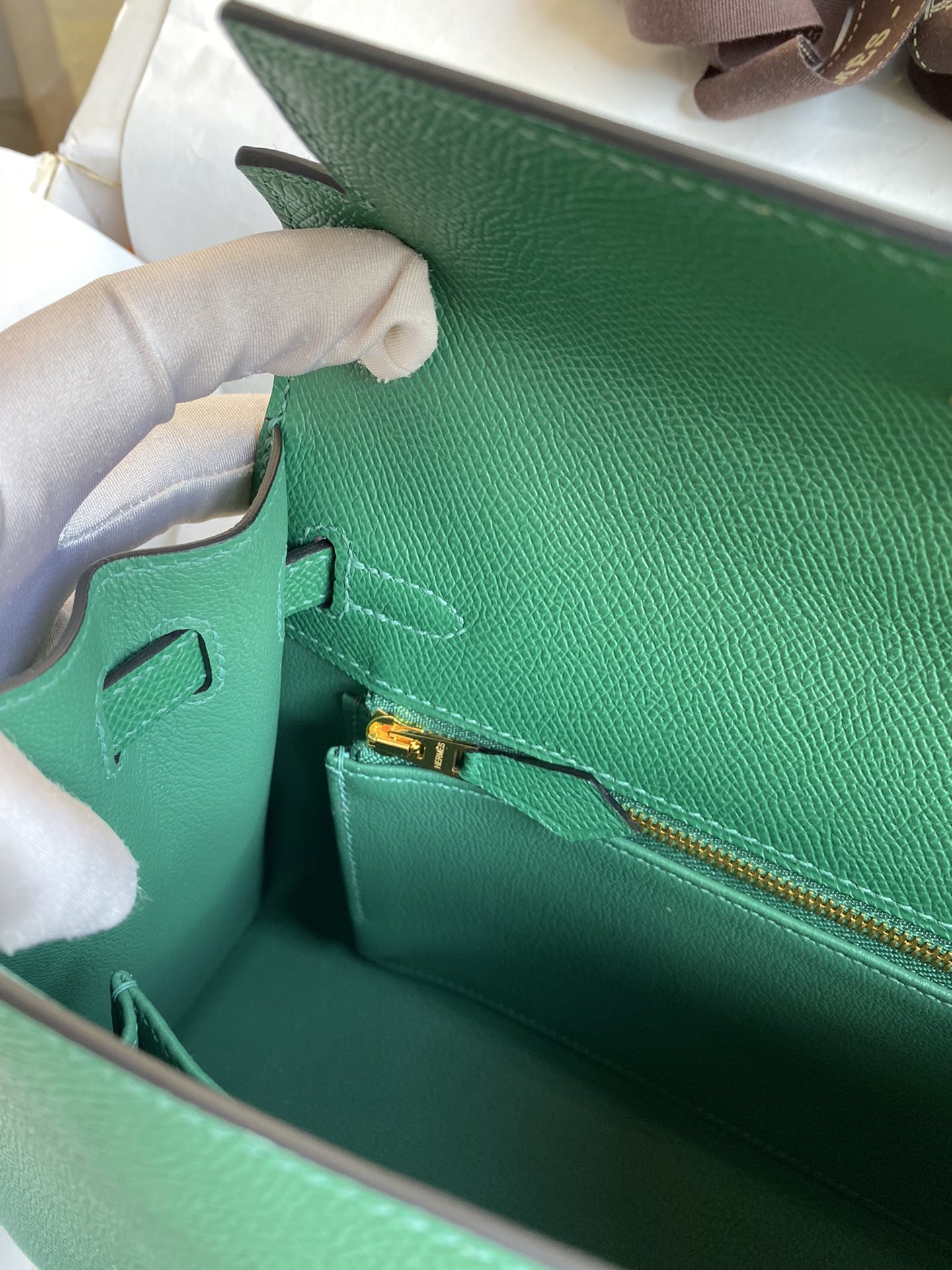 Hermes Kelly 25cm Handbag Shoulder Bag in Vert Vertigo Epsom Leather